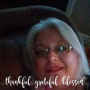 Meet your Posher, Cynthia